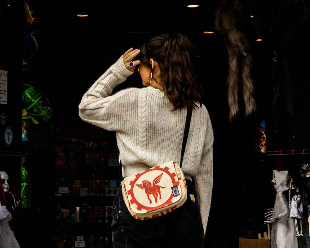 Torrain Kuna Crossbody - Limited
